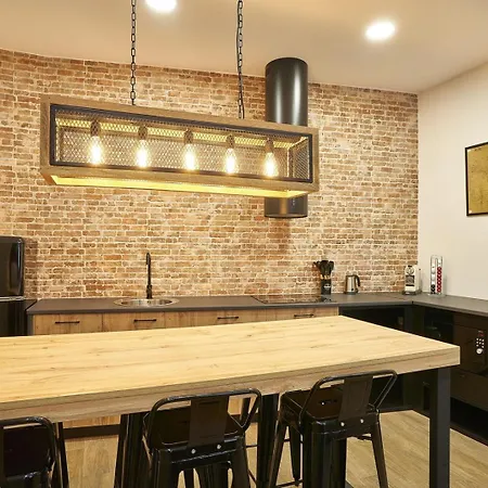 Loft Diseno El Taller Del Abuelo Con Parking Apartament